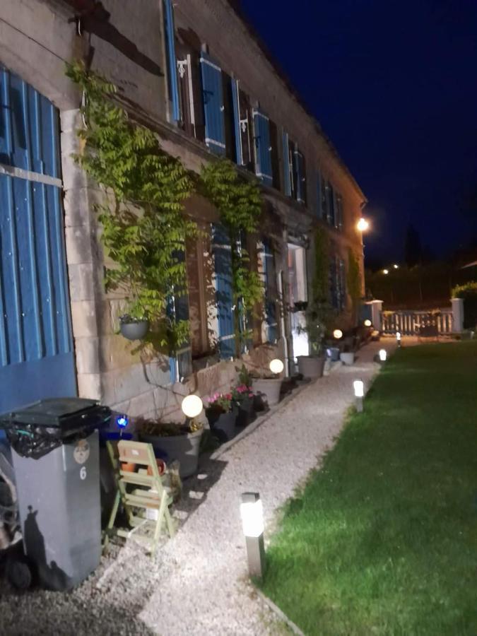 La Charentaise Des Lilas Saint-Leger  ภายนอก รูปภาพ